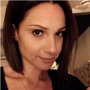 Laureata in lingua giapponese, con 5 anni di esperienza lavorativa a Tokyo, offro lezioni/ripetizioni di lingua giapponese a studenti universitari, e/o a chiunque voglia, per necessità o passione, imparare da zero questa lingua